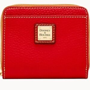 Dooney & Bourke Small Pebble Grain Wallet  NWT
